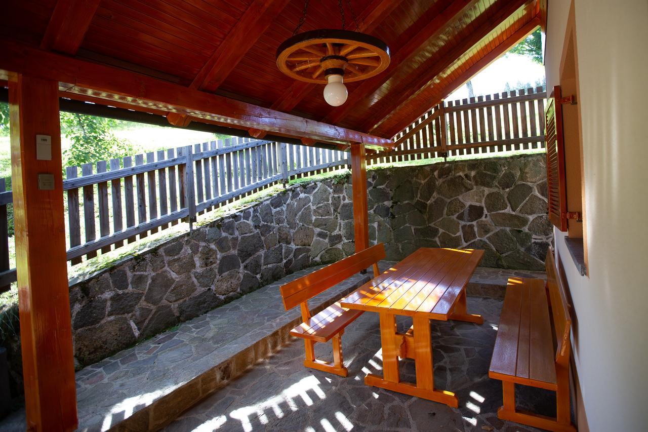 Farmstay&Glamping Visocnik Ljubno Buitenkant foto